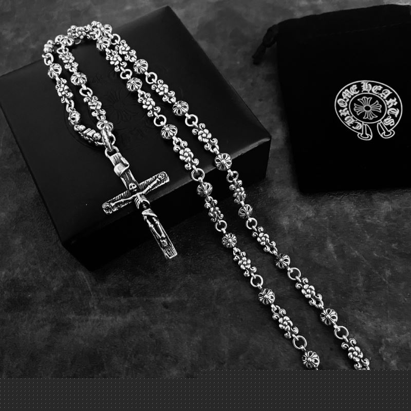 Ch**me He**ts necklaces